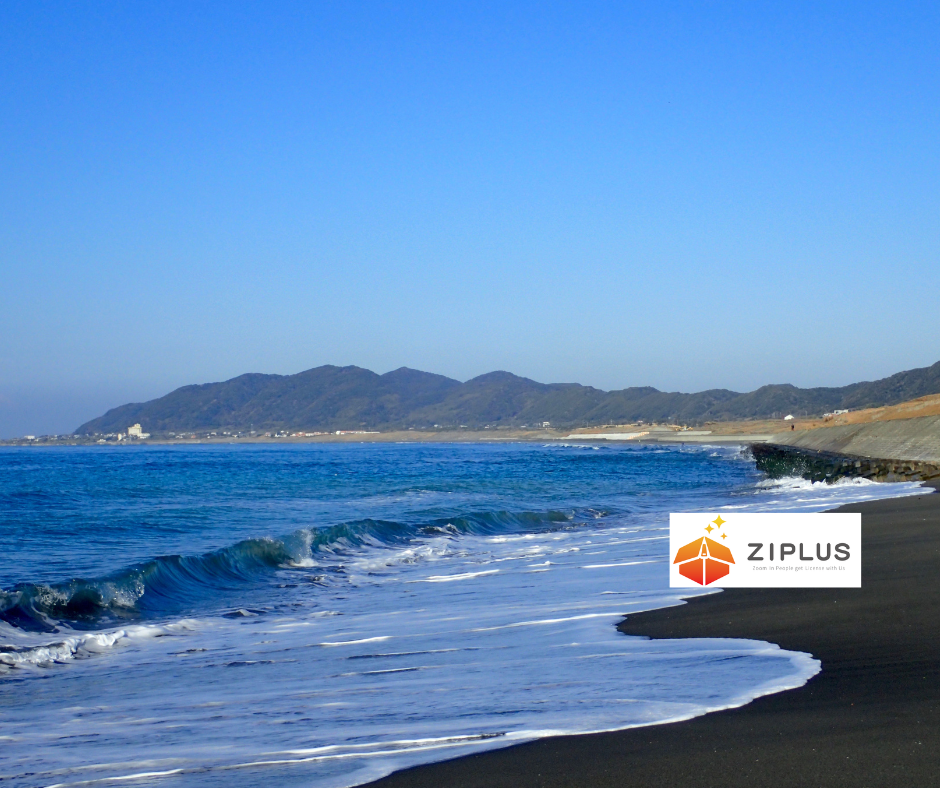 A beach in Chiba, where you can drive if you convert your driver's license