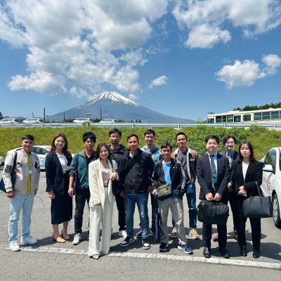 Bao nhiêu tuổi có thể học lái xe ô tô? Cập nhật quy định mới nhất